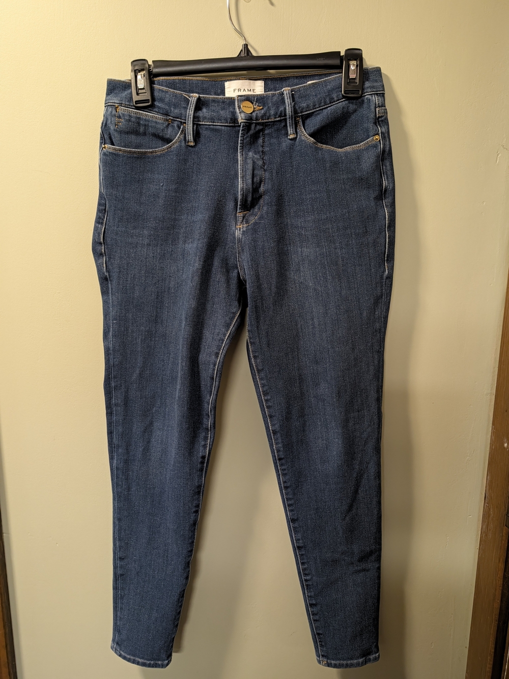 Frame Denim Le High Skinny Jeans in Deep Indigo Wash